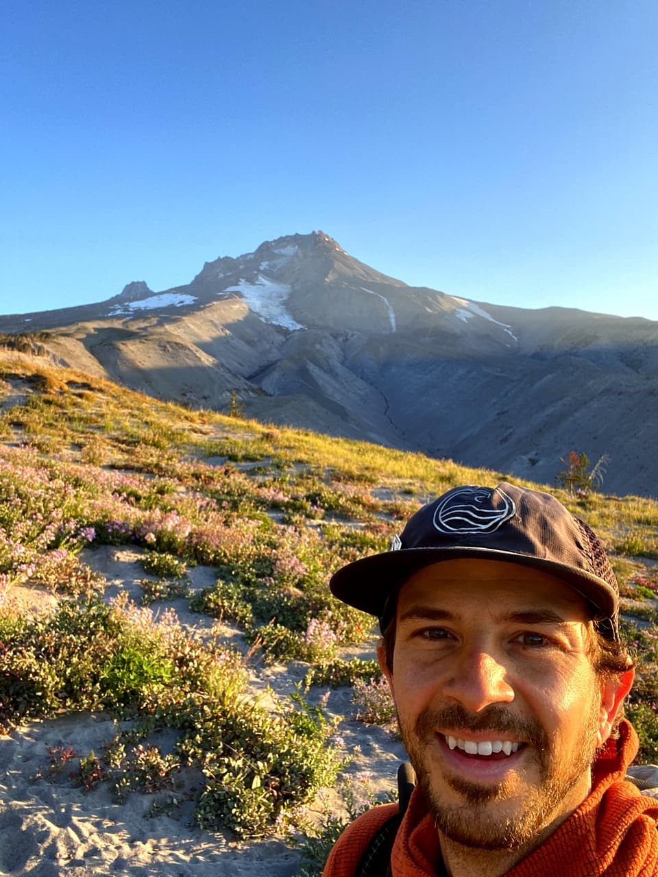 Mount Hood behind me, day 109 · photo #2063
